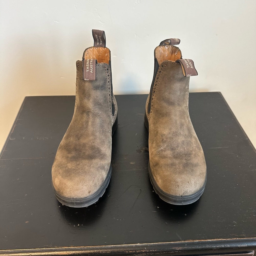 Blundstone Rustic Brown Chelsea Boots